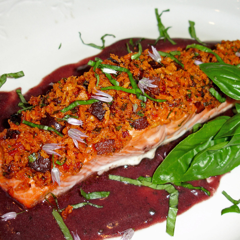 Roasted-salmon-fillet-with-crispy-mediterranean-topping