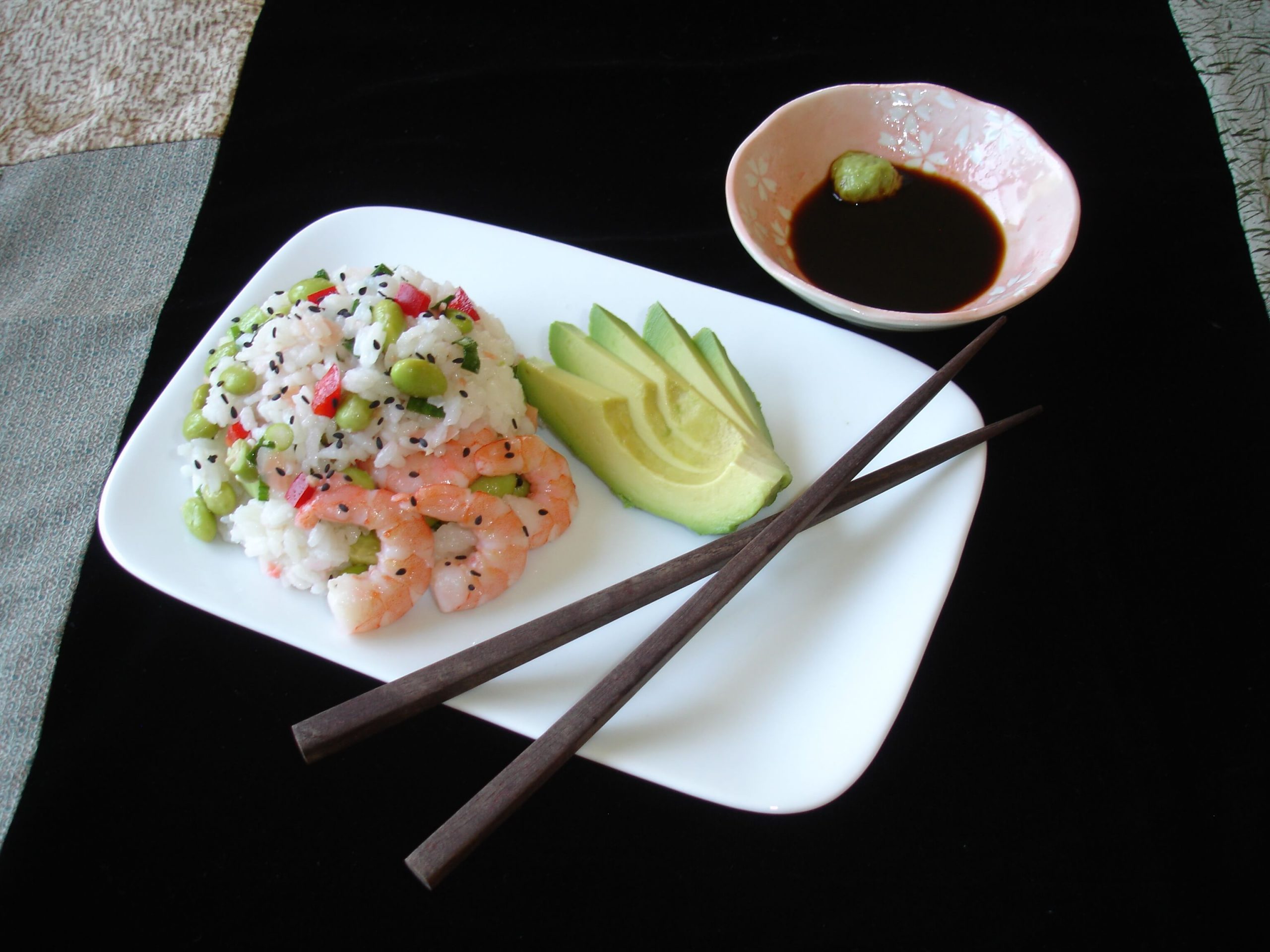Sushi Salad with Shrimp and Avocado